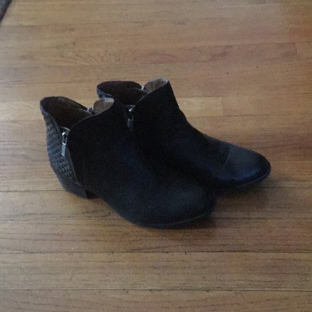 Women’s Lucky Brand Black Leather Ankle Boots